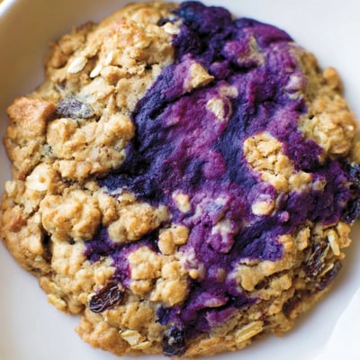 Blueberry Vanilla Oatmeal Cookies